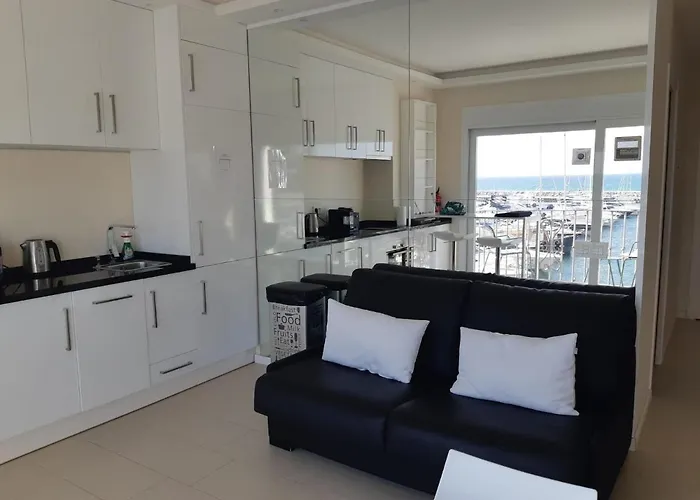 Apartament - Frontline 2br Penthouse, Puerto Banus *