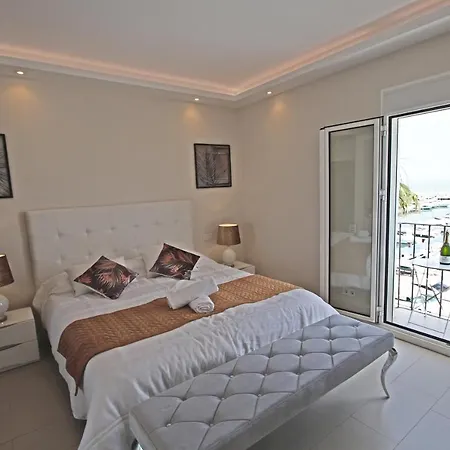 Marbella Home Rentals - Frontline 2Br Penthouse, Puerto Banus Апартаменты