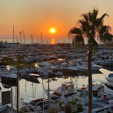 アパート Marbella Home Rentals - Frontline 2Br Penthouse, Puerto Banus *